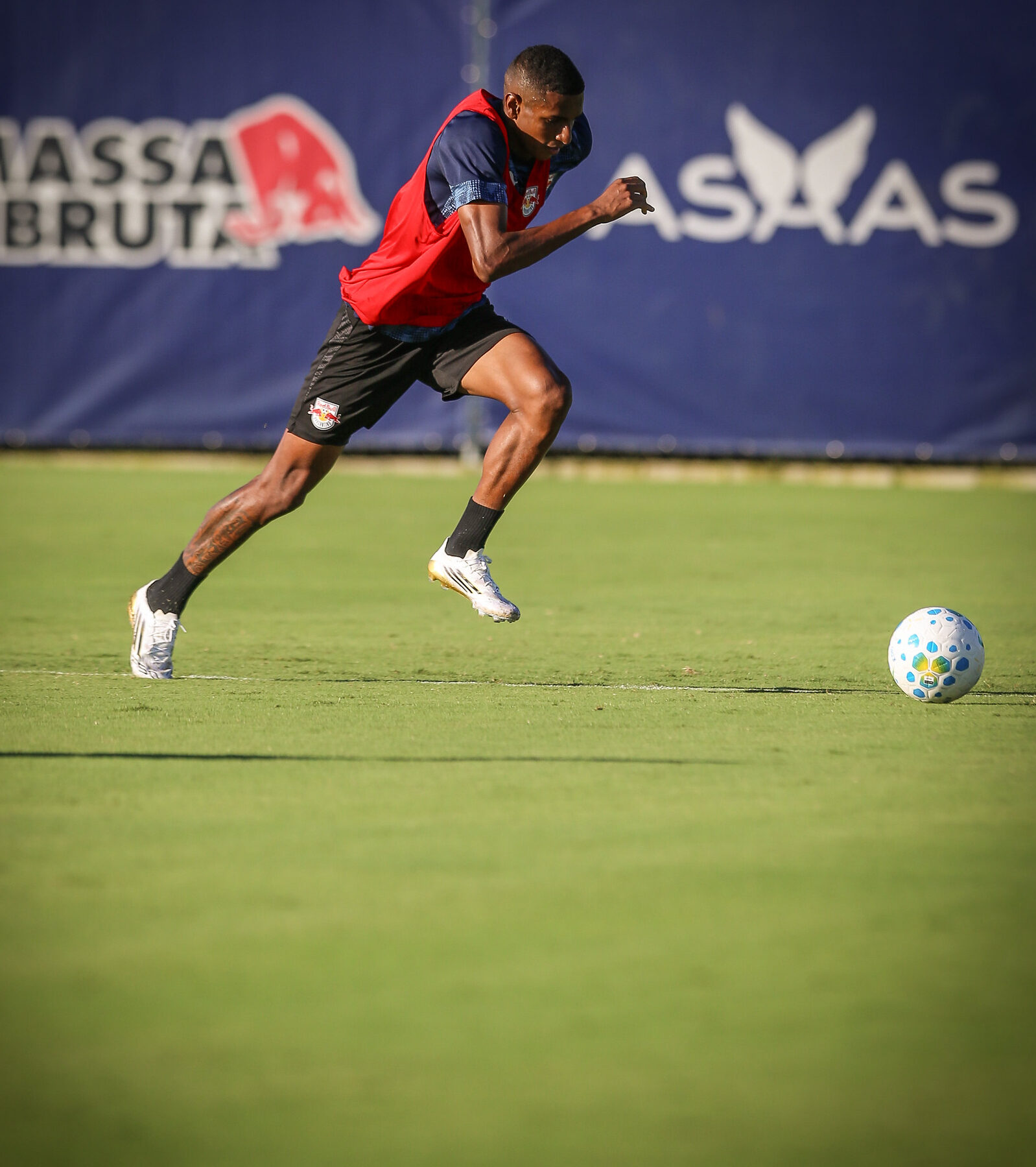 Velocidade Extrema e o Sistema Nervoso Central no Futebol